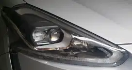 Headlamp Toyota Sienta Q