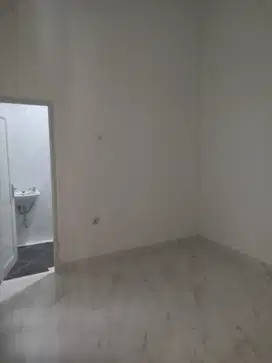 Rumah Modern 3 Kamar Tidur di Ciganjur Jakarta Selatan Dijual