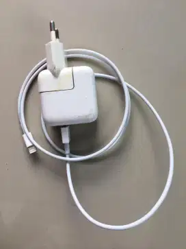 Charger macbook/ipad