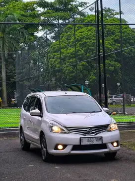 DP 14JT // NISSAN GRAND LIVINA XV 1.5 AT 2017