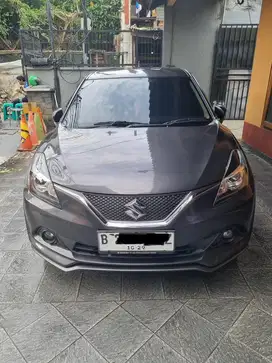 Suzuki Baleno Hatchback 2019 M/T Abu-Abu