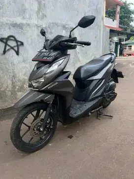 Jual/tt Honda beat deluxe THN 2022 Surat lengkap mesin jos