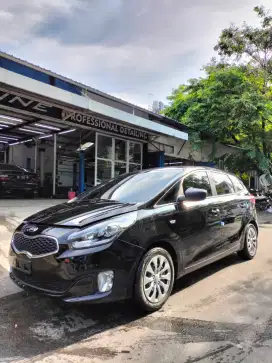 Mitsubishi Xpander carens mobil baru