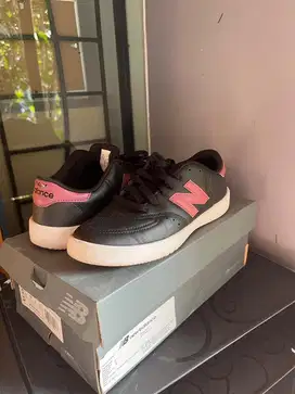 sepatu New balance, unisex