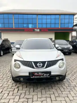 Nissan Juke RX 1.5 A/T Silver 2011  livina xtrail mazda cx5 rocky