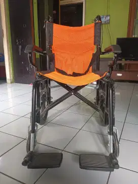 jual kursi roda blm di pake