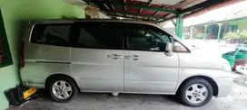 Nissan Serena 2004 Bensin