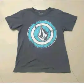 VINTAGE VOLCOM LOGO BULAT SIZE L KOLELSI KAOS TSHIRT BRANDED