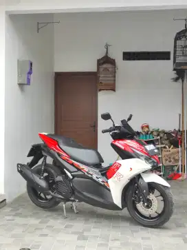 Yamaha All New Aerox 155 VVA ISTIMEWA Like New Jual butuh KM rendah