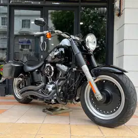 Harley Davidson FatBoy siap gas