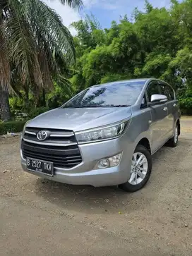 Toyota kijang innova G manual  dp paket tahun 2016