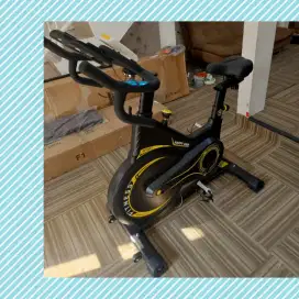 Sepeda statis Spinning Legacy semi komersil alat fitnes THF-349