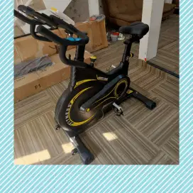 Sepeda statis Spinning Legacy semi komersil alat fitnes THF-349