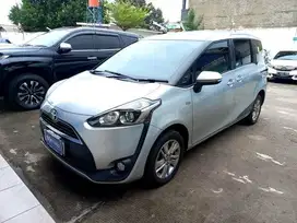 Pajak Panjang - Toyota Sienta 1.5 G Bensin-AT 2018 Silver (KOB)