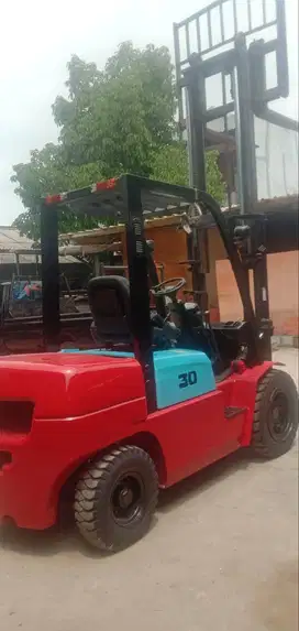 Forklift Hangcha 3 Ton,Manual,Tiang 3 Meter,Mesin Cina,Tahun 2012