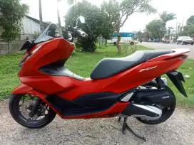 Honda pcx 160 cbs tahun 2022