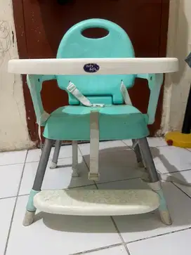 Baby walker dan kursi makan anak