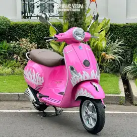 Vespa LX 150 2V Tahun 2012 Warna Pink