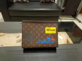 Bag Louis Vuitton Lvown Produksi GFSFE-7723