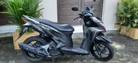 Vario 125 fi 2012 ori  Pajak hidup Mesin bagus Stnk bpkb lengkap