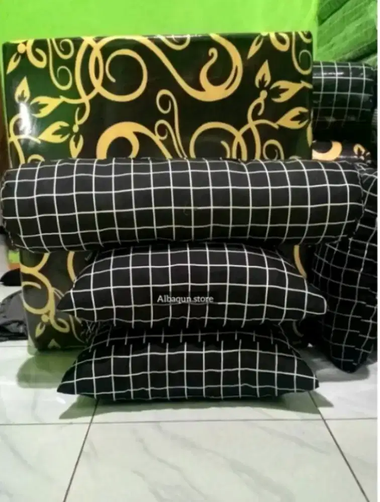 BANTAL GULING AWET
