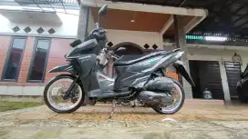 Vario 150 hitam