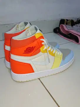 Jordan high yellow orange putih size 42 bukan Jordan low mid