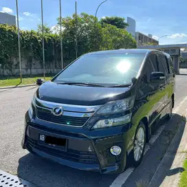 Toyota Vellfire 2012 Low KM