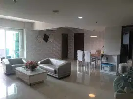 Dijual Hrg Menarik Apt Sherwood Uku 122 M2 Lantai 2 Ada 3+1 Furnished