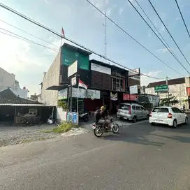 RUANG USAHA 2 LANTAI STRATEGIS DI JL STADION WEDOMARTANI SLEMAN YOGYA