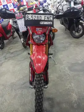 Motor Istimewa KAWASAKI KLX 150 BF SE EXTR 2023 MULUS bergaransi mesin