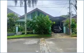 DIJUAL CEPAT RUMAH DEPAN TAMAN LUAS TANAH 300an DI BALIKPAPAN BARU BB