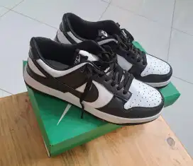 Sneaker nike panda premi like new (bonus)