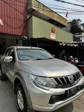 Mitsubishi triton GLS 2019 double cabin 4x4 manual