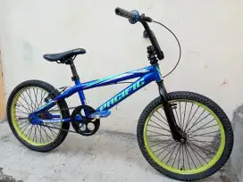 Sepeda BMX PACIFIC ukuran 20