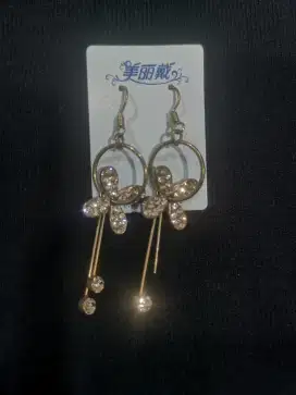 Accessories Anting wanita cantik