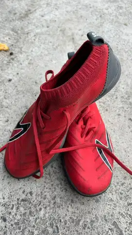 Sepatu futsal specs original 100%