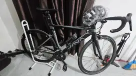 Roadbike AERO JAVA Siluro 2 (Free Helm XLR8, Bottle & Paddock United)