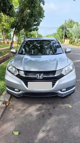 HONDA HR-V 1.5 S ABU-ABU 2018 MATIC