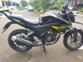 CB 150R MULUS 8,400 KM