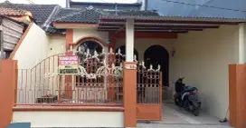 Jual cepat Rumah dekat Icon Mall Gresik, pintu Tol