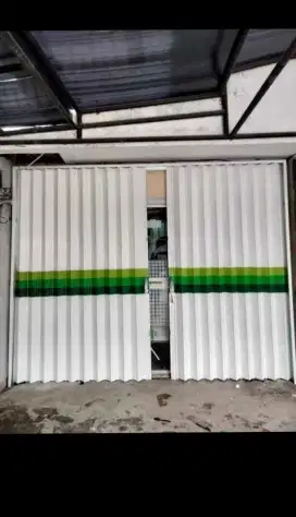 Folding gate rolling door