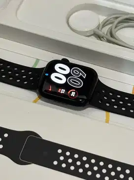 Apple Watch Series 8 45mm Nike Edition