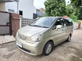 Nissan Serena 2009 Bensin