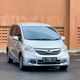 (DP 5 JT) Honda Freed E PSD 2012