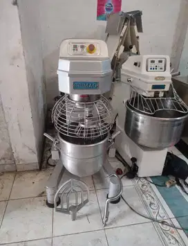 Planetary mixer 40 liter SM-40L merk Sinmag Taiwan digital kontrol