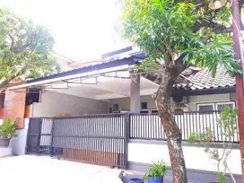 Rumah 2 Lantai Siap Huni, Villa Bogor Indah, Keradenan, Bogor