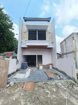 Rumah 2 lantai jakarta shm cash 850 juta nego  kalisari cijantung