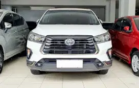 Innova Venturer 2.0 Matic Istimewa 5.000 Km