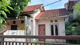 Dijual rumah lokasi sangat strategis